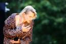 La Reine s ennuie 17 * 5616 x 3744 * (6.43MB)